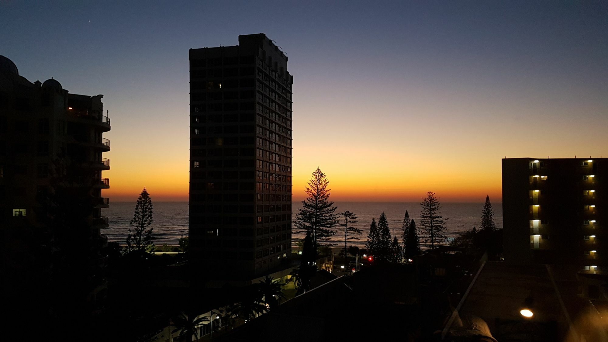 Apartamento Monte Carlo Surfers Paradise Exterior foto